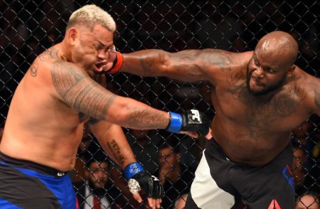 Derrick Lewis holds the record of most knockouts in UFC Heavyweight history (10) with Cain Velasquez and Junior dos Santos.
